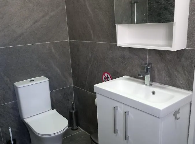 דירה Achilles Heel