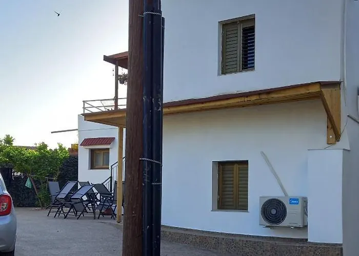 Achilles Heel Apartament Kornos